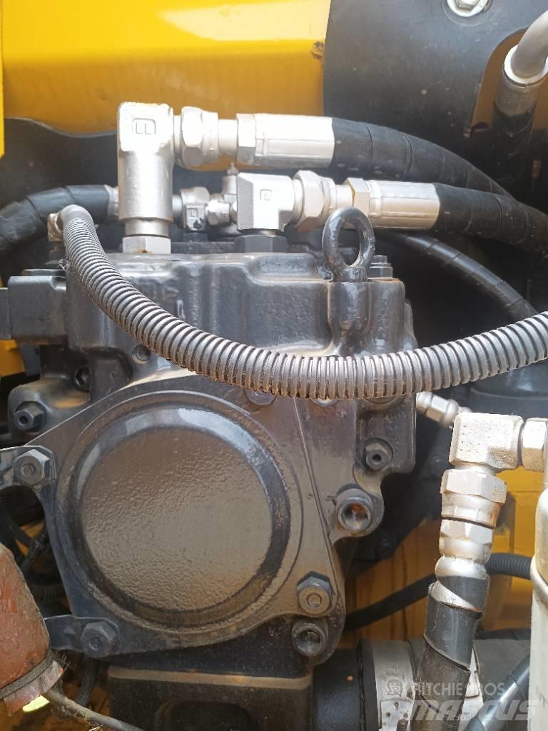 Komatsu PC 120 Pásová rýpadla