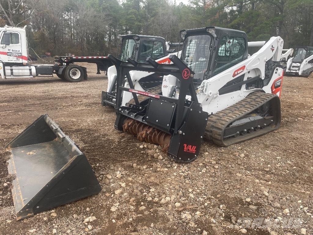 Bobcat T770 Smykem řízené nakladače