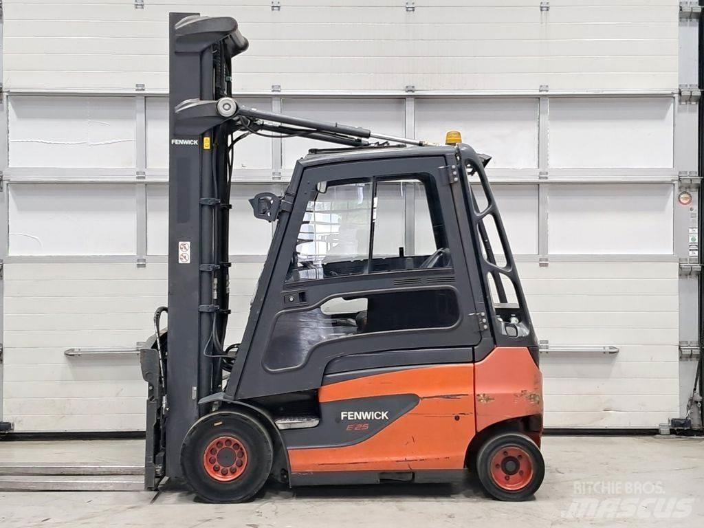 Linde E25-01 Akumulátorové vozíky
