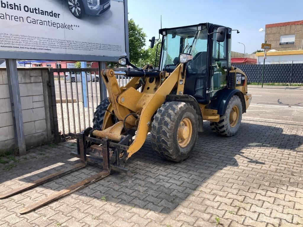 CAT 906 M Kolové nakladače