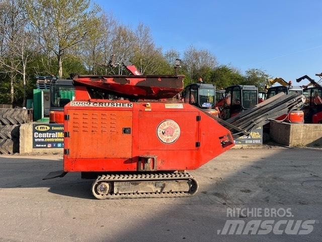 Red Rhino 5000t Drtící zařízení