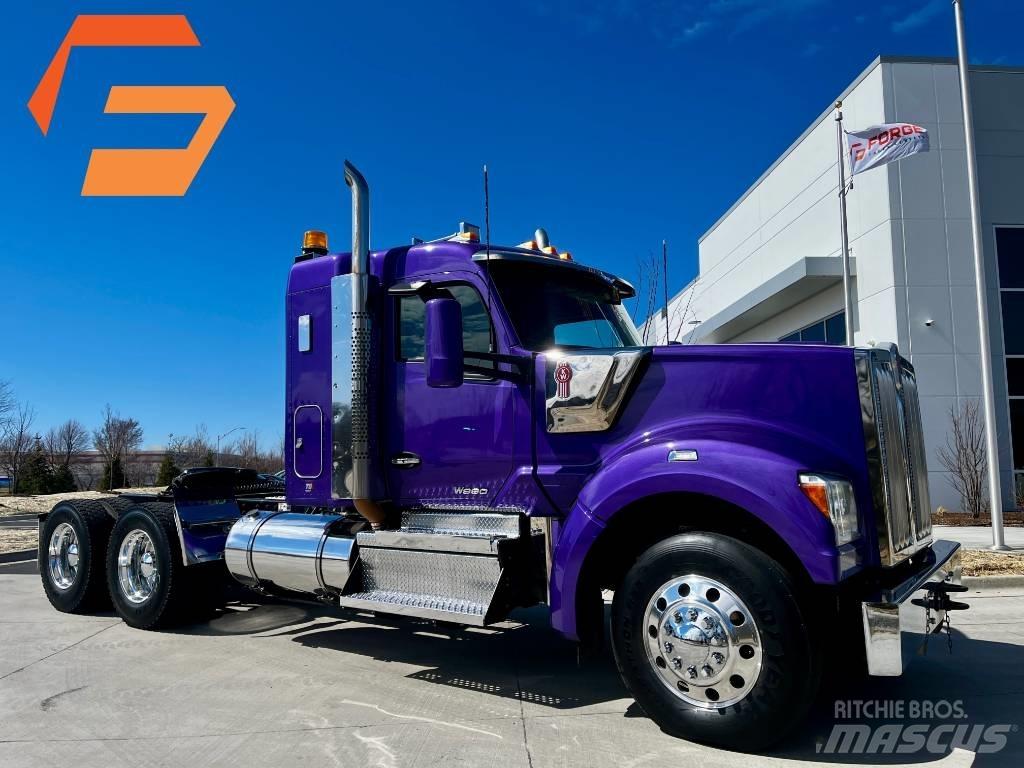 Kenworth W 990 Tahače