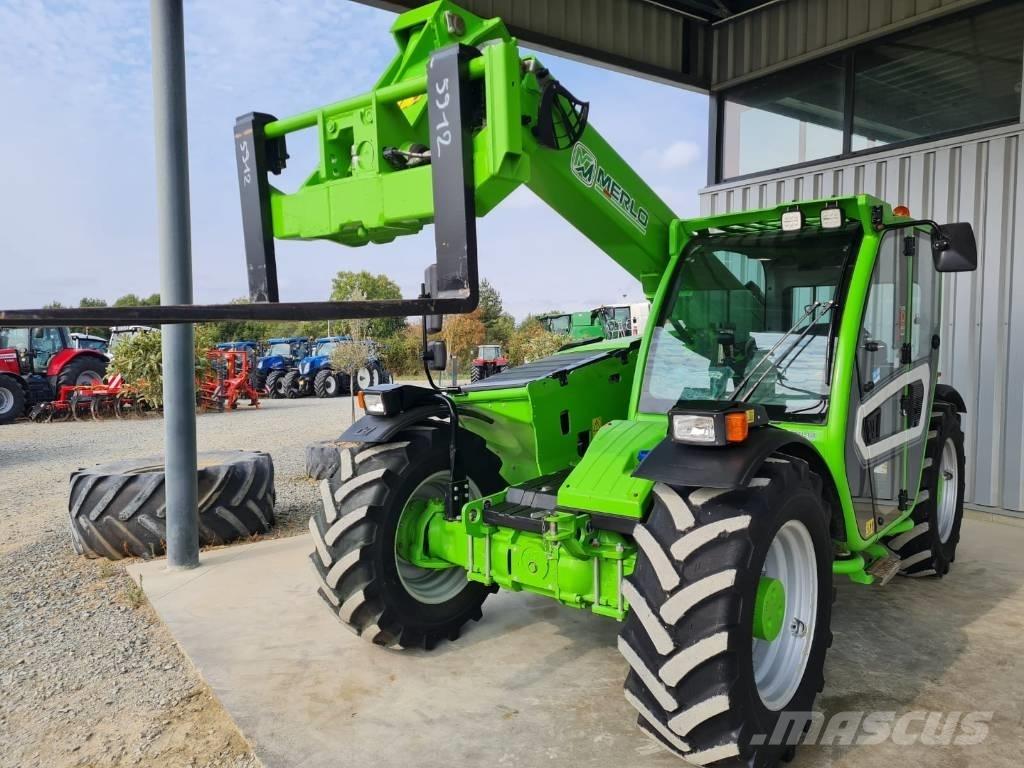 Merlo TF 33.7-115 Teleskopické manipulátory