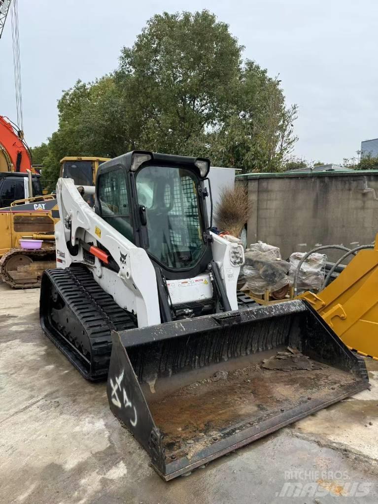 Bobcat T 770 Smykem řízené nakladače