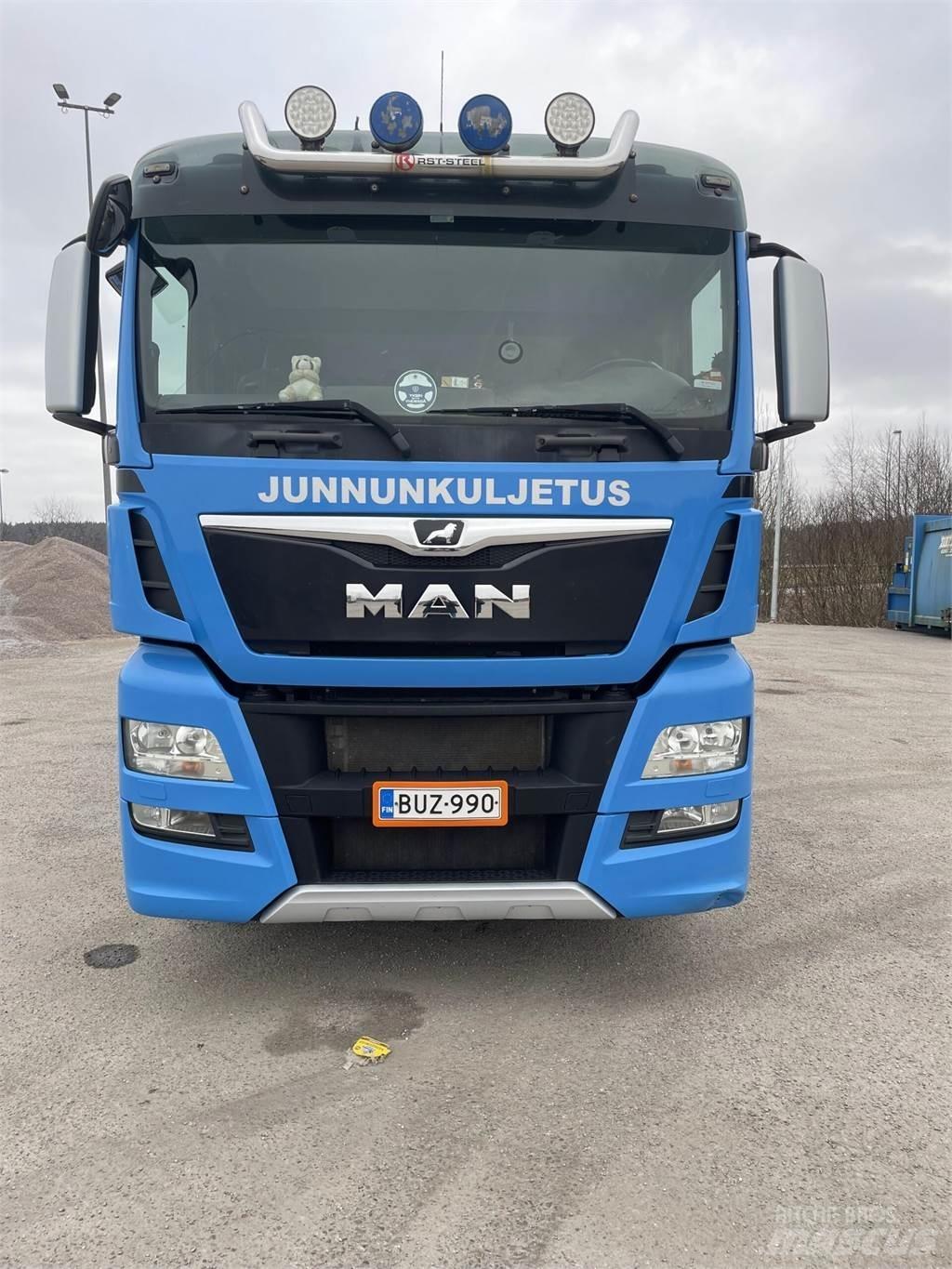MAN TGX 35.560 Sklápěč na obilí