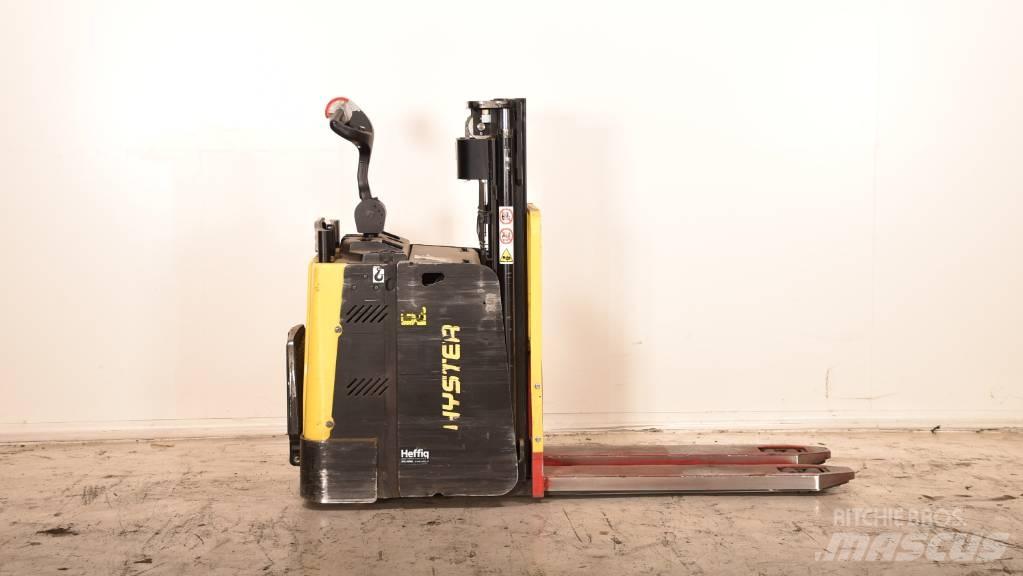 Hyster P2.0SD Nízkozdvižný vozík s plošinou
