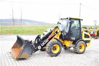 JCB 406 Toolmaster Kolové nakladače