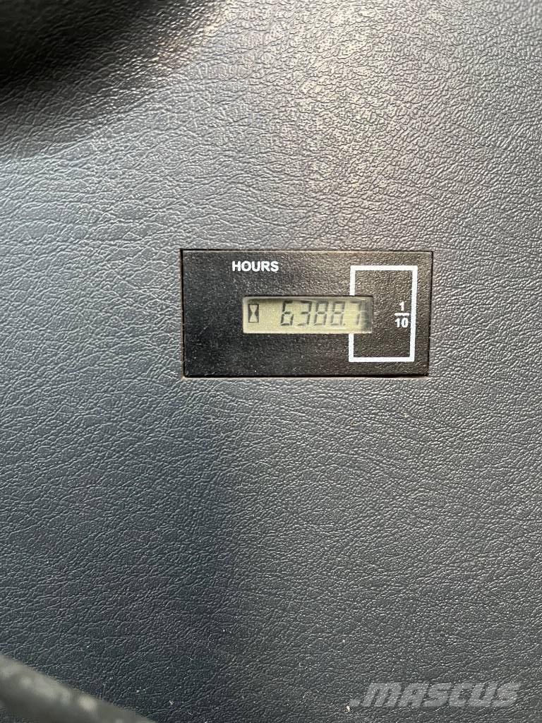 Hyundai HX 145 LCR Pásová rýpadla