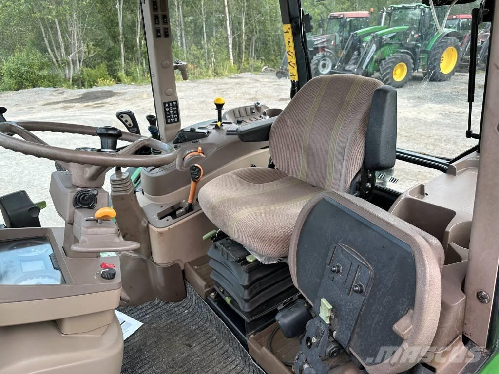 John Deere 5100 R Traktory