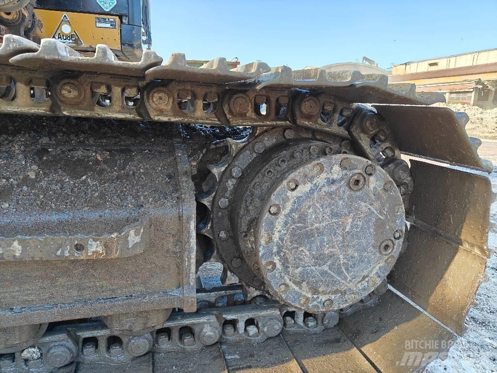 CAT 320F Pásová rýpadla