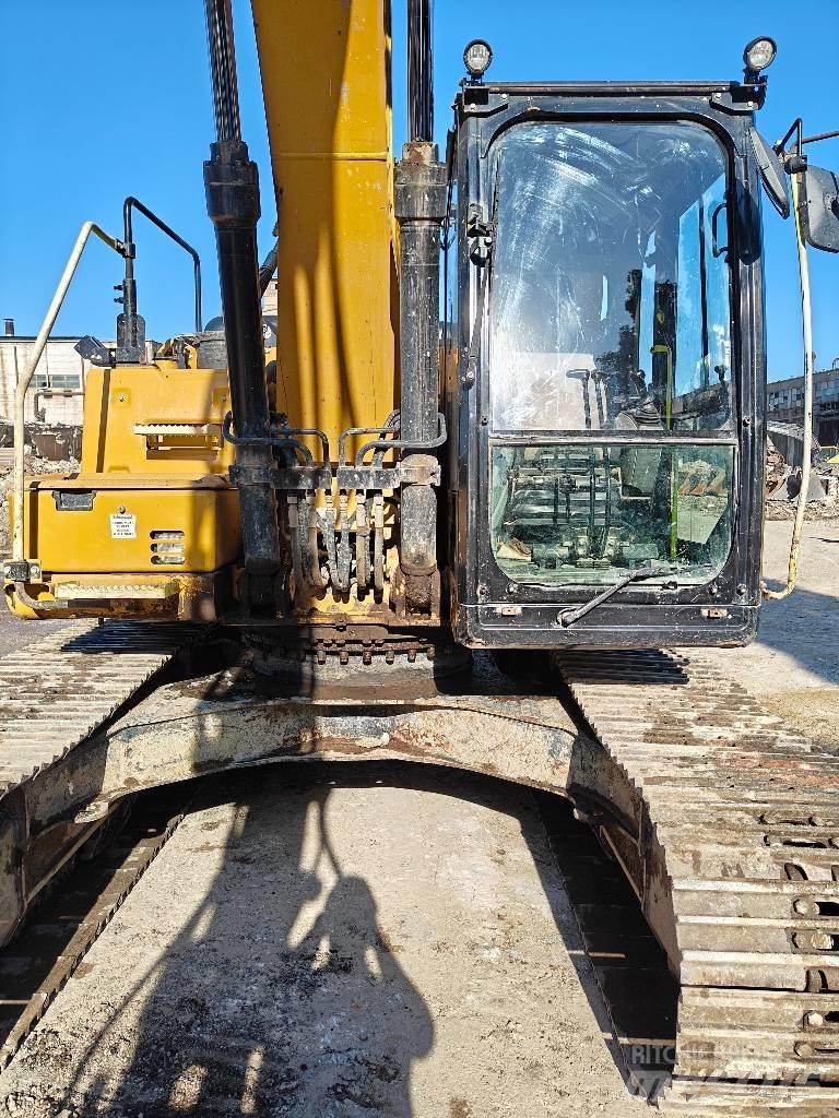 CAT 320F Pásová rýpadla