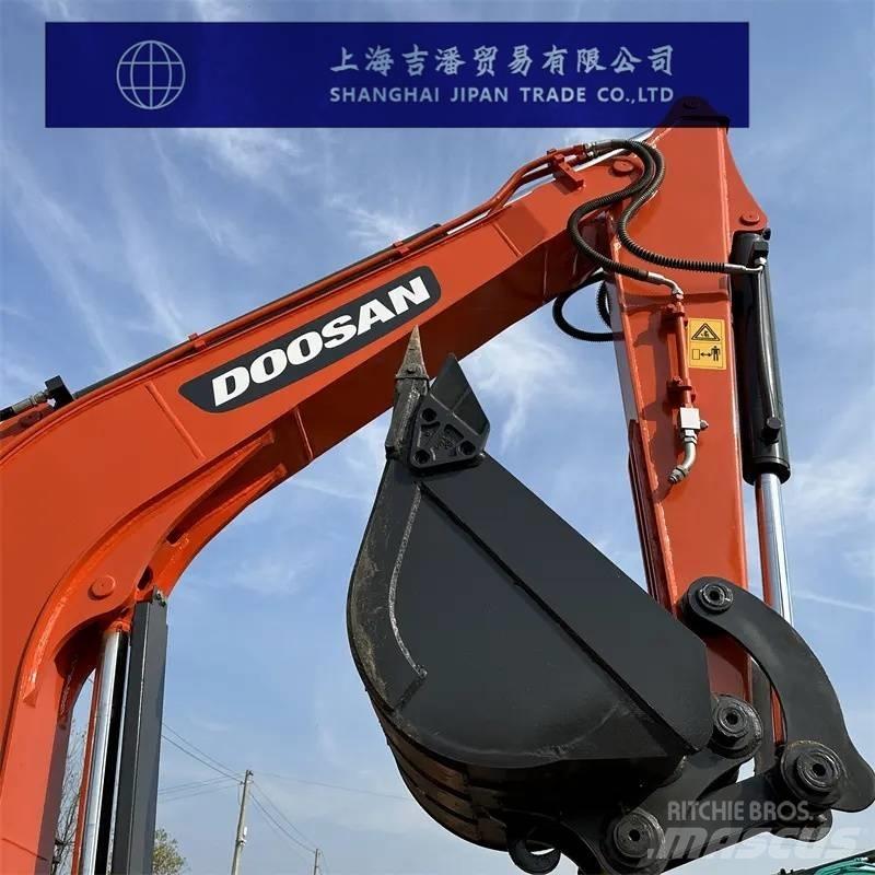 Doosan DH 60 Mini rýpadla < 7t