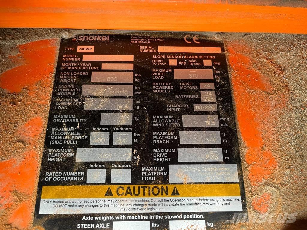 Snorkel TM 12 Vertikální sloupové výtahy