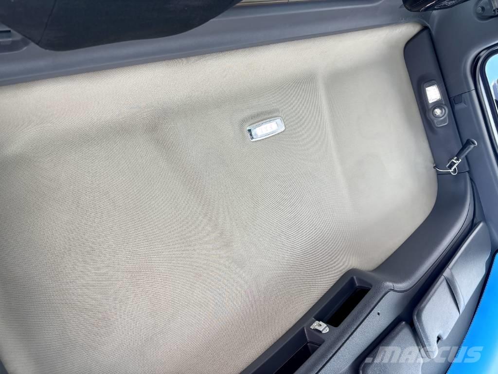 Peterbilt 567 Tahače