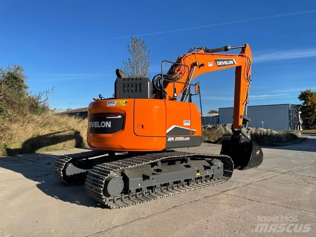 Doosan DX 235 LCR Pásová rýpadla