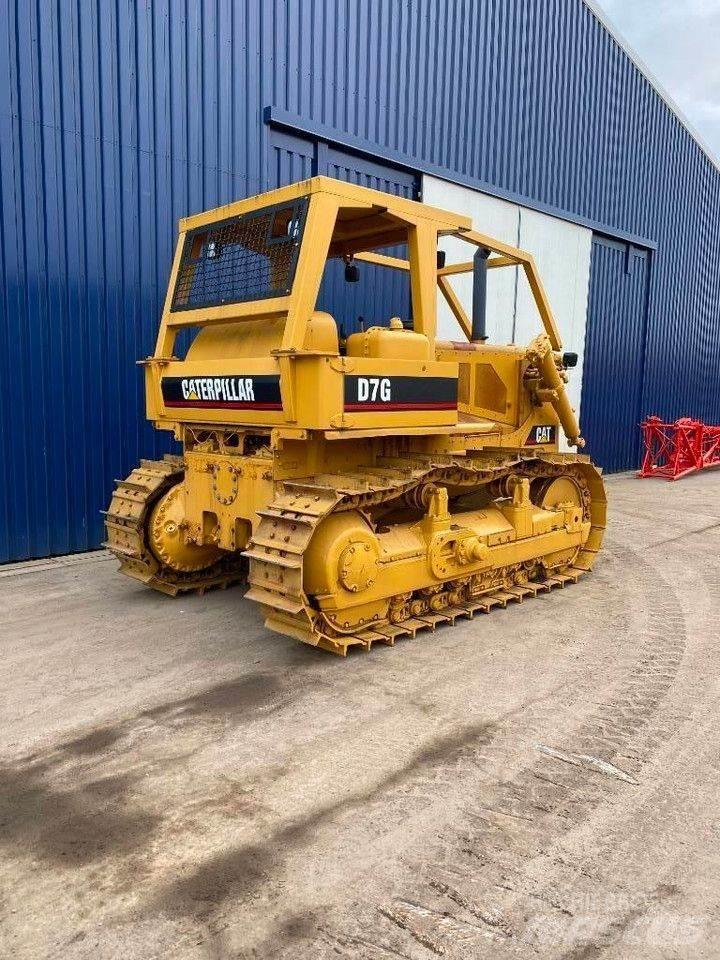 CAT D 7 G Pásové dozery