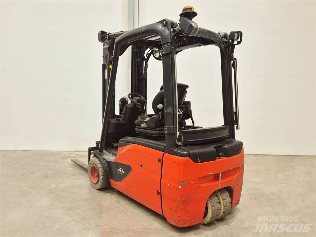 Linde E20L 02 386 Akumulátorové vozíky