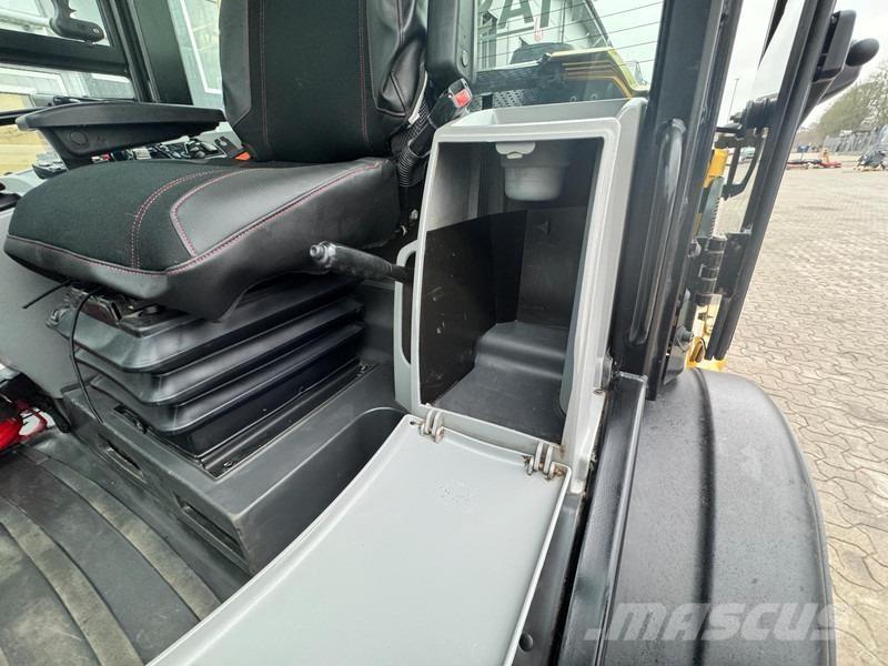 CAT 906M Cat 906M Kolové nakladače