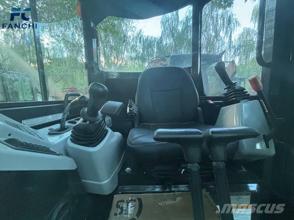 Yanmar 35 Mini rýpadla < 7t