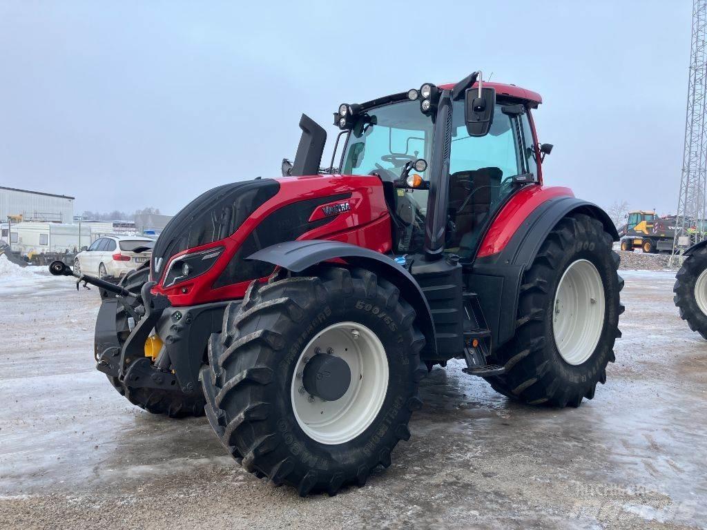 Valtra T234D Traktory