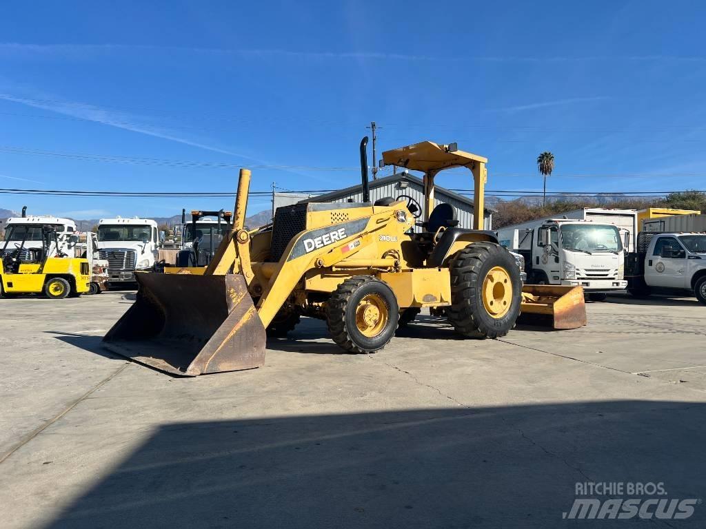 John Deere 210 LE Čelní nakladače a rypadla