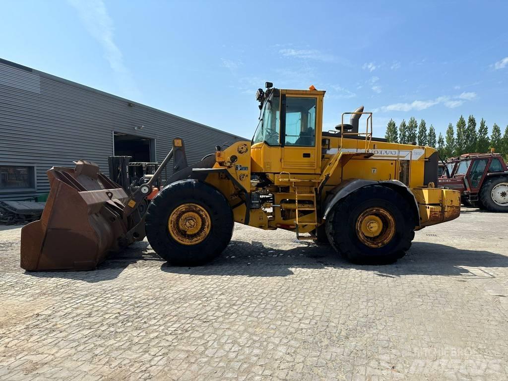 Volvo L180C Kolové nakladače