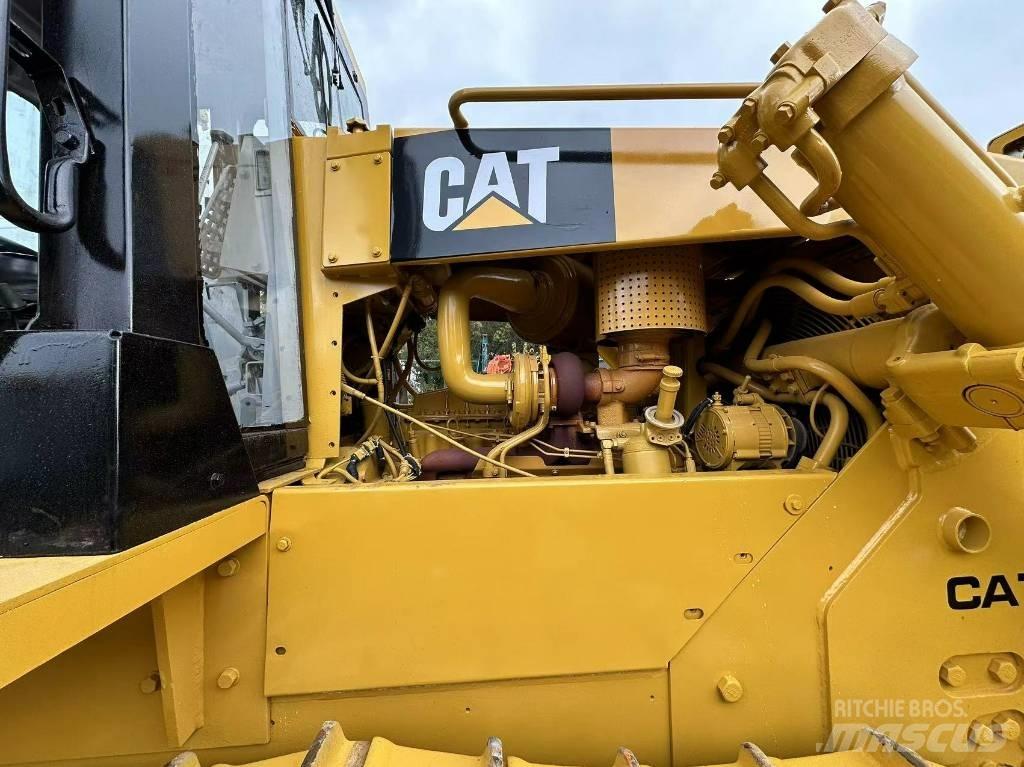 CAT D 7 G Pásové dozery