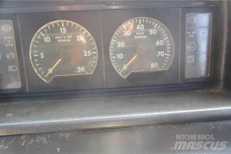 Bell B20C 6X4 Cisternové vozy