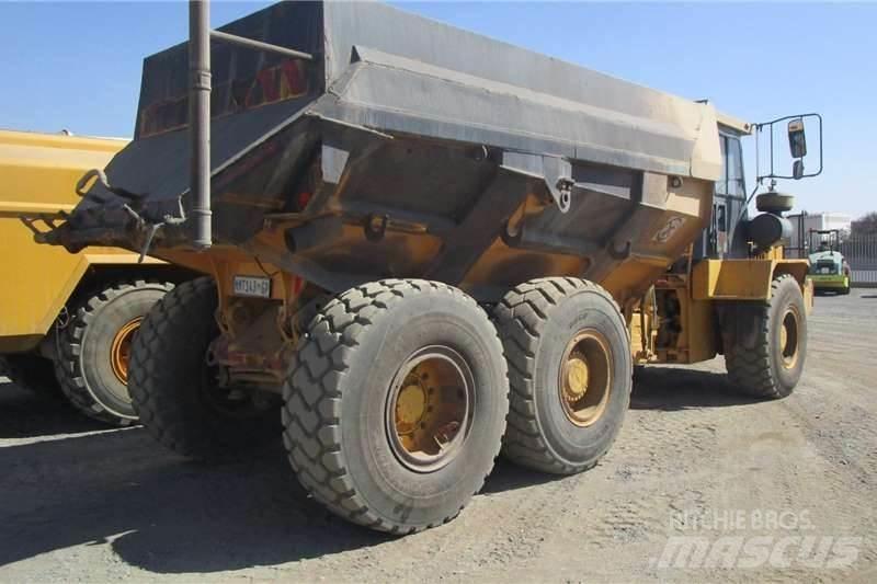 Bell B20C 6X4 Cisternové vozy
