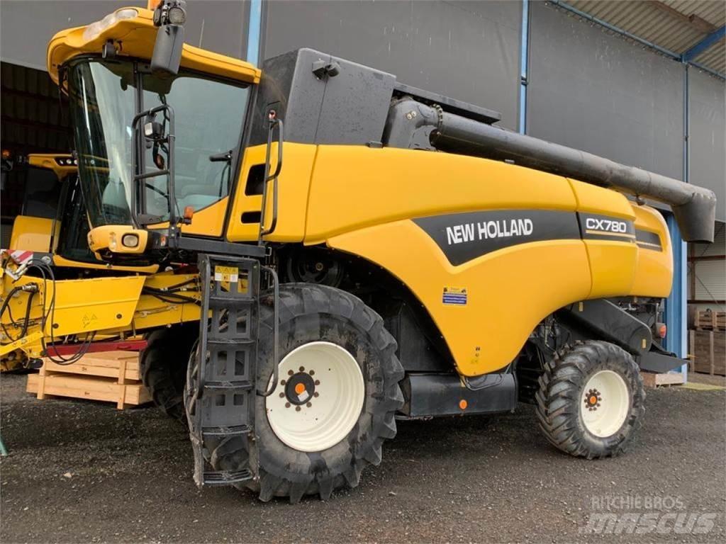 New Holland CX780 Sklízecí mlátičky