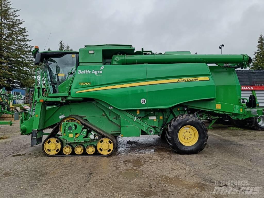 John Deere T670i Sklízecí mlátičky