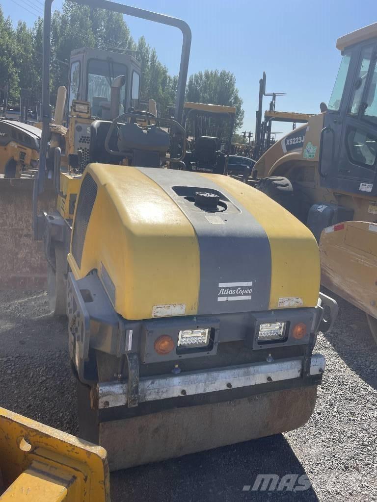 Dynapac CC 1250 Tandemové válce