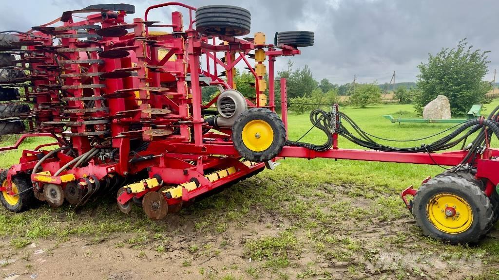 Väderstad RapidA600S Mechanické secí stroje
