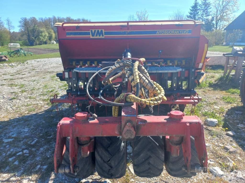 VM 250 Mechanické secí stroje