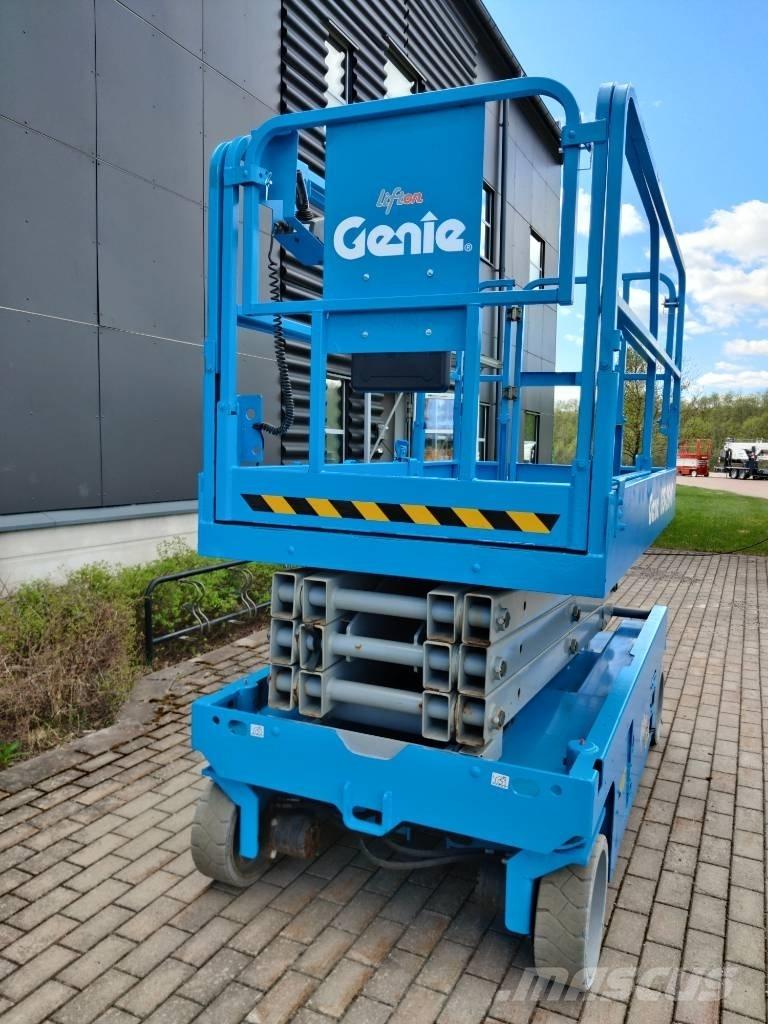 Genie GS 2646 Vertikální sloupové výtahy