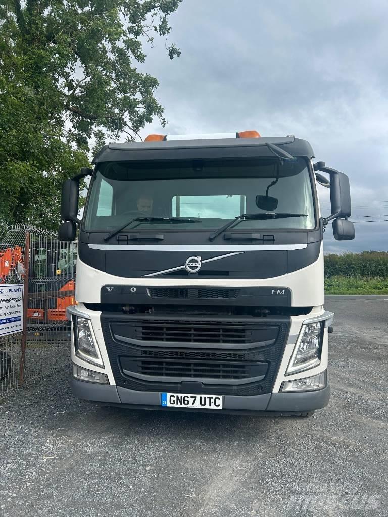 Volvo FM 11 330 Nákladní vozidlo bez nástavby