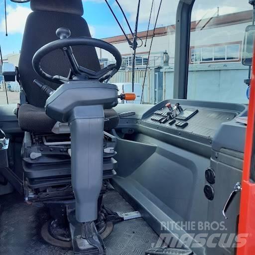 Kalmar TR618i Terminálový tahač