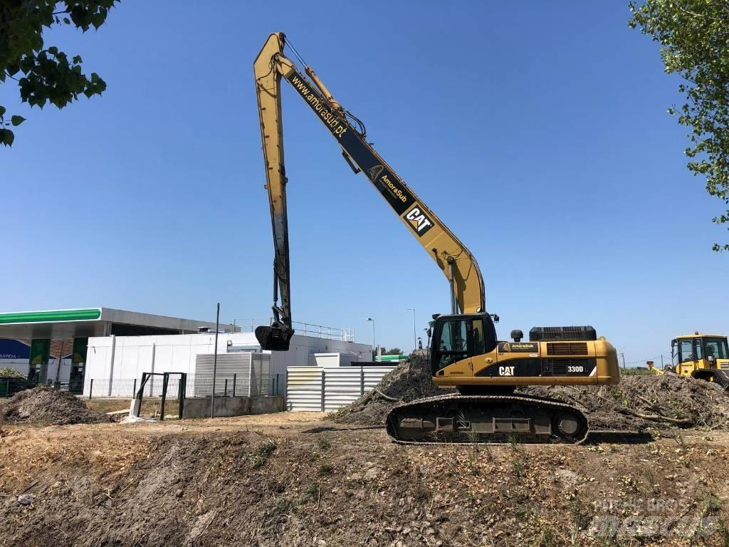 CAT 330 D L Rýpadla s dlouhým dosahem