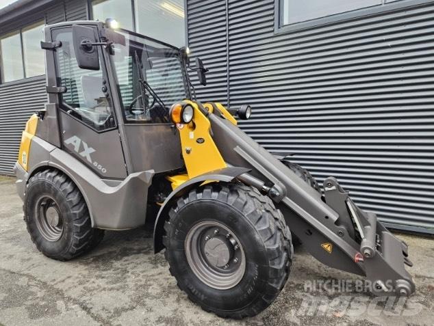 Mecalac AX 850 Kolové nakladače