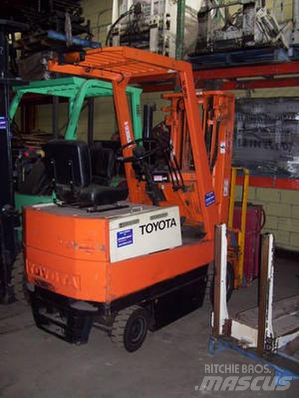 Toyota 2FBCA15 Akumulátorové vozíky