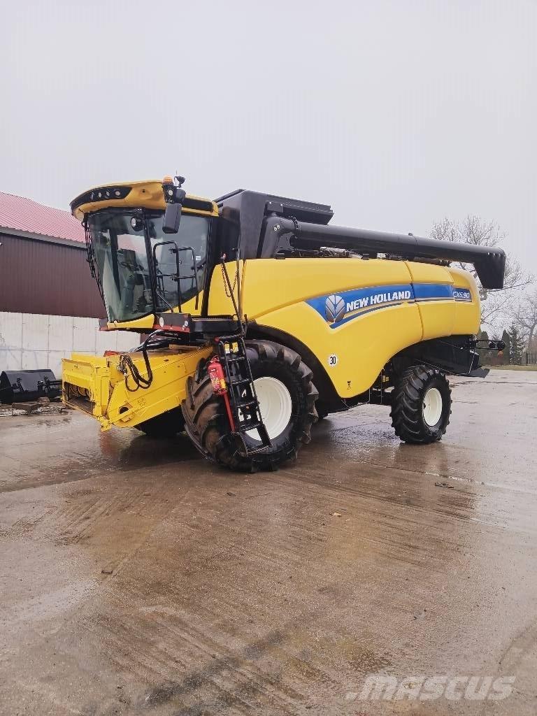 New Holland CX6.90 Sklízecí mlátičky