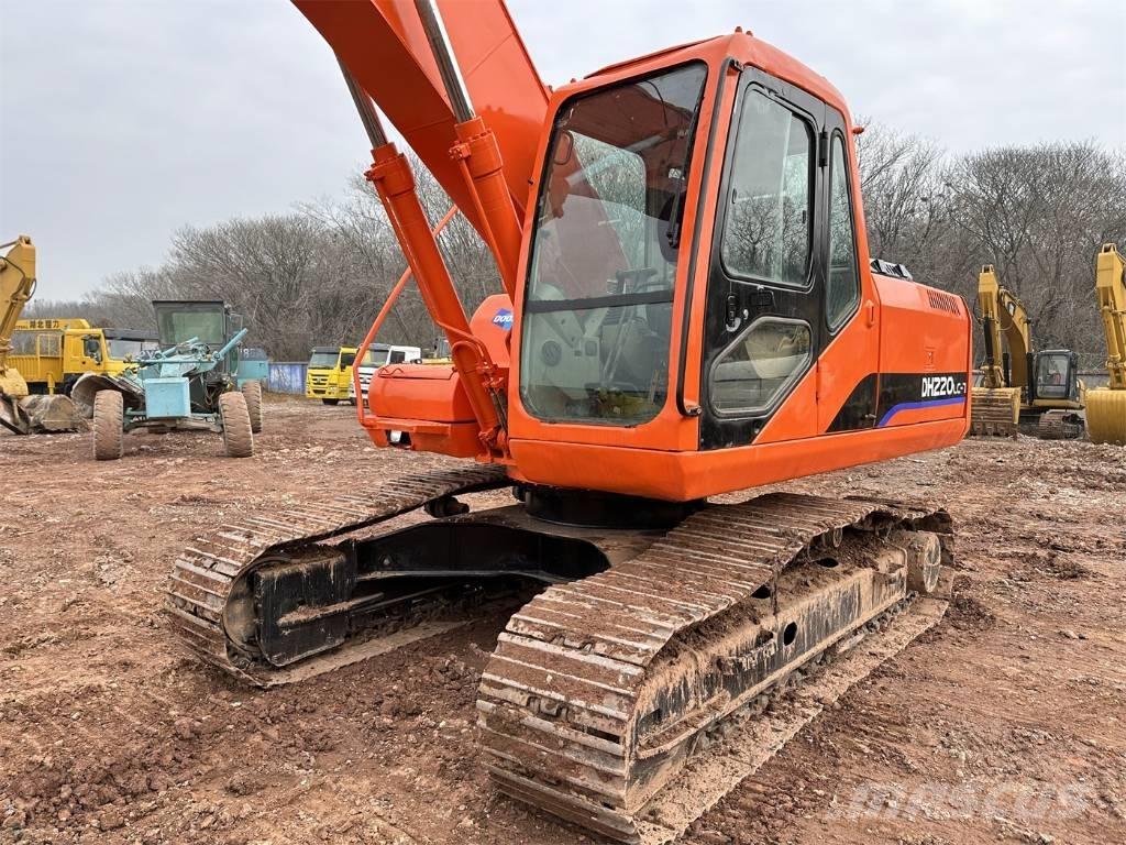 Doosan DH 220 LC-7 Pásová rýpadla