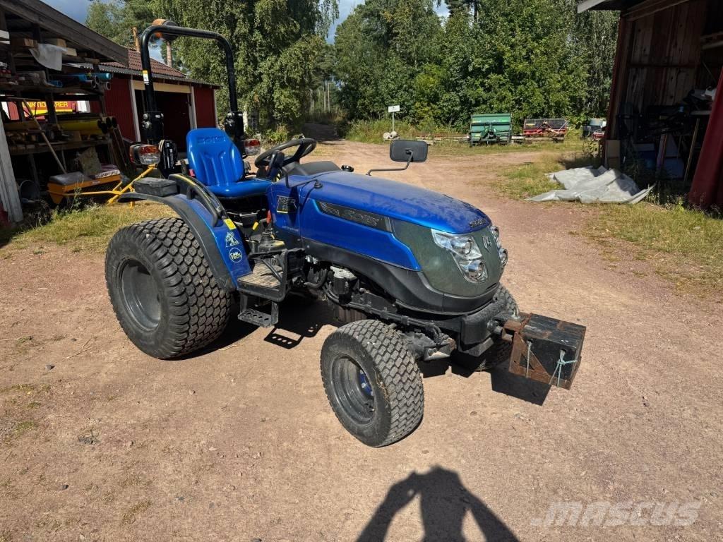 Solis S26 4WD Kompaktní traktory