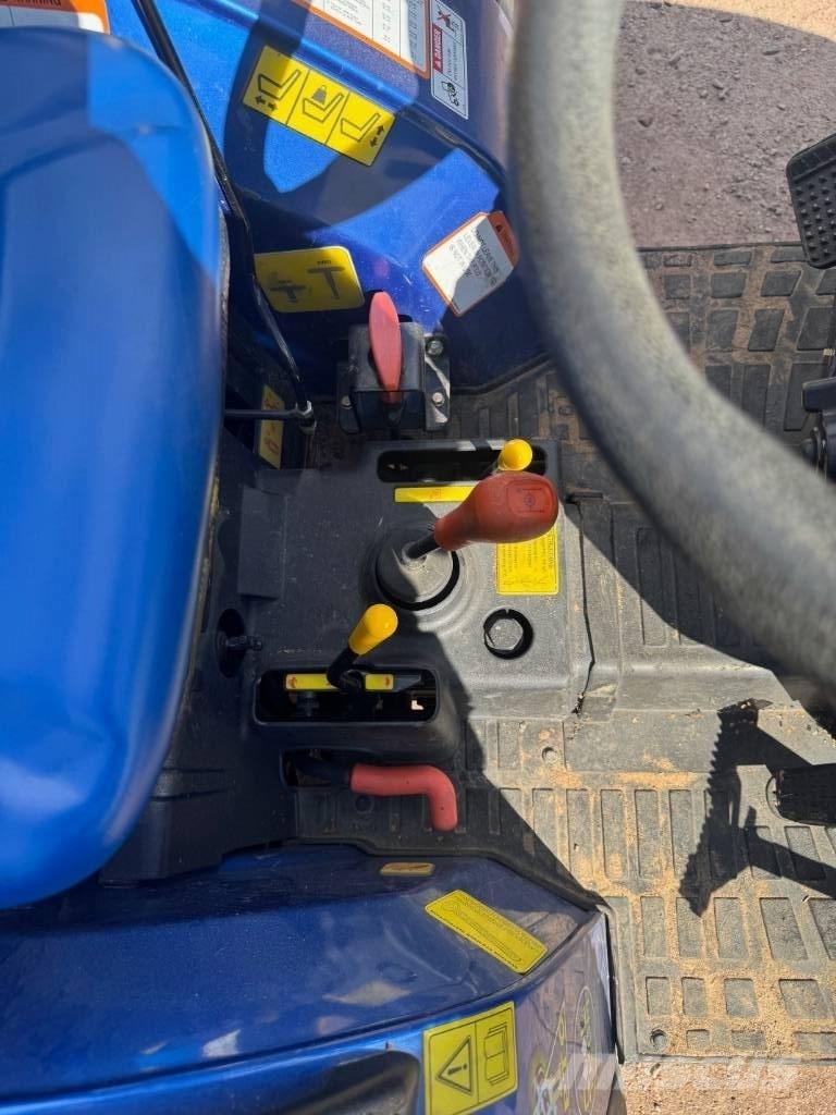 Solis S26 4WD Kompaktní traktory