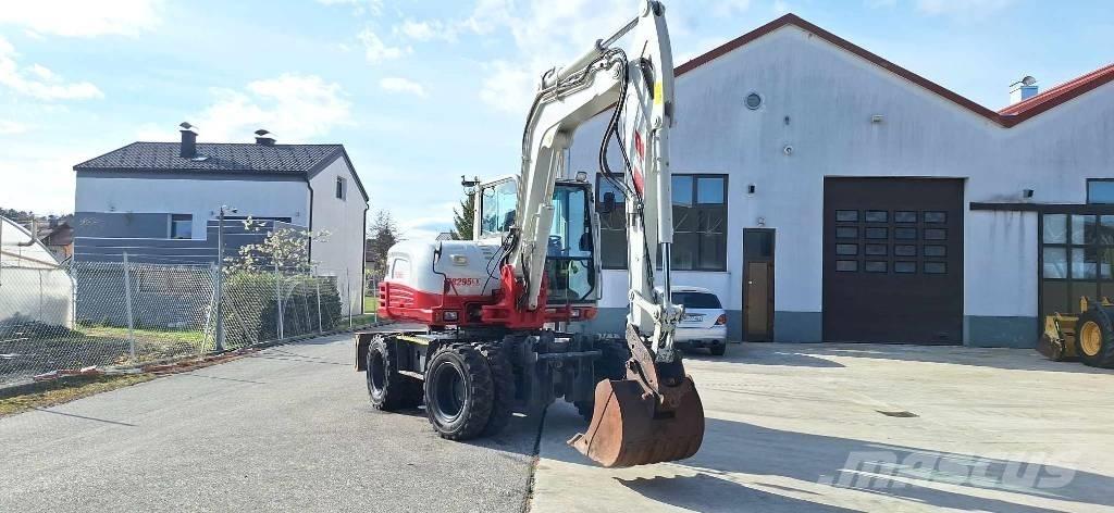 Takeuchi TB 295 W Kolová rýpadla