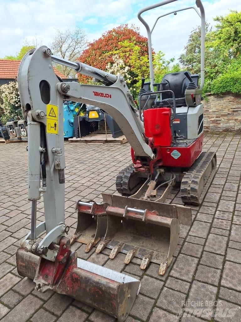 Takeuchi TB 210 R Mini rýpadla < 7t