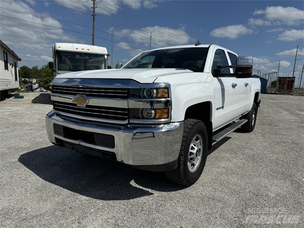 Chevrolet 2500 HD Další