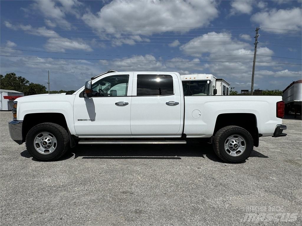 Chevrolet 2500 HD Další