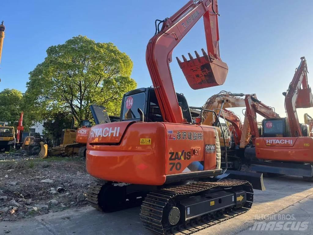 Hitachi ZX70 Pásová rýpadla