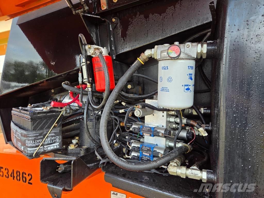 JLG 660 SJ Teleskopické plošiny